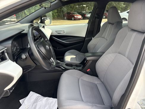 Used 2024 Toyota Corolla SE FWD image 11