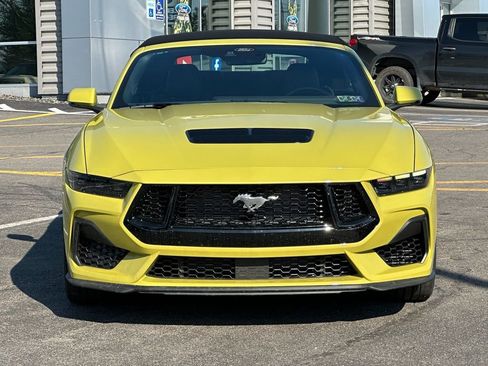 New 2025 Ford Mustang GT Premium w/ GT Performance Package RWD image 32