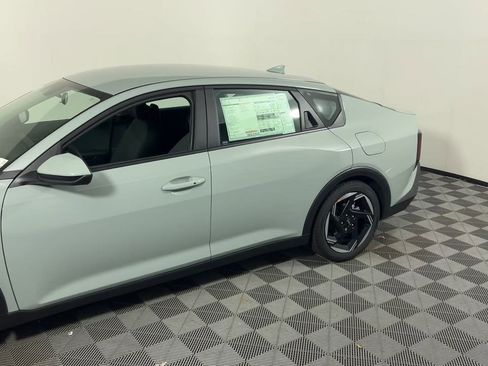 New 2026 Kia K4 EX FWD image 2