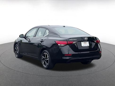 Used 2025 Nissan Sentra SV FWD image 10