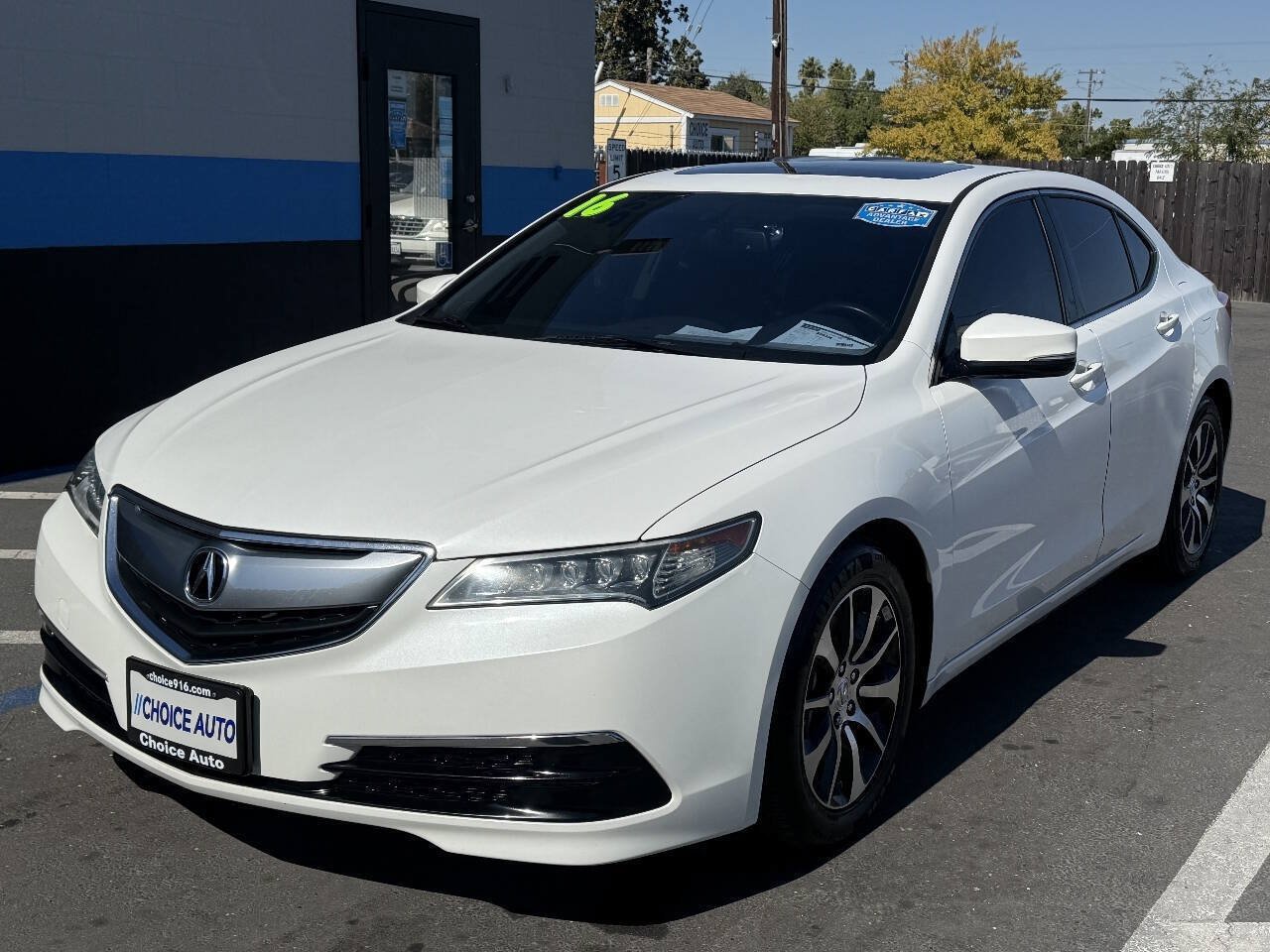 Used 2016 Acura TLX FWD image 2