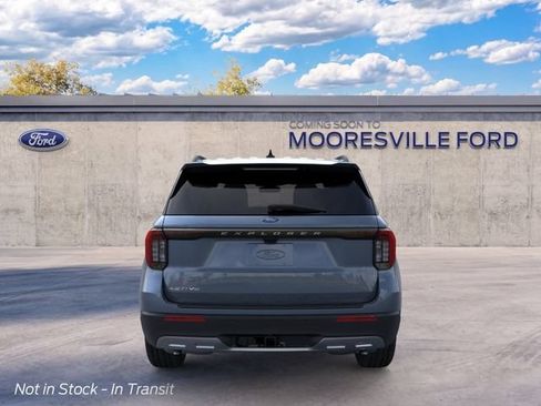 New 2026 Ford Explorer Active w/ Active Comfort Package RWD image 5