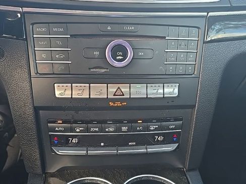 Used 2017 Mercedes-Benz E 400 E 400 image 21