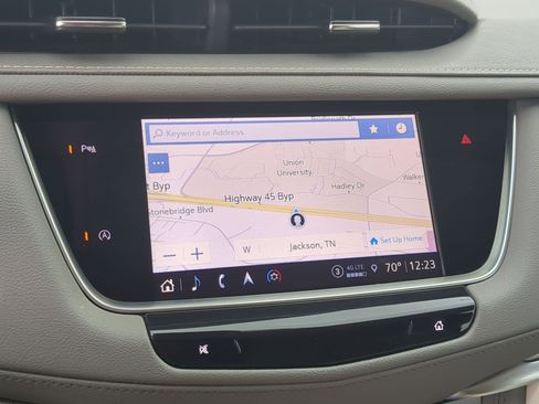 Certified 2024 Cadillac XT5 Premium Luxury image 18