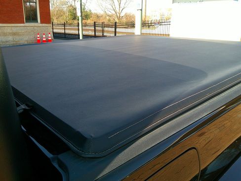 Used 2024 Jeep Gladiator Sport image 9