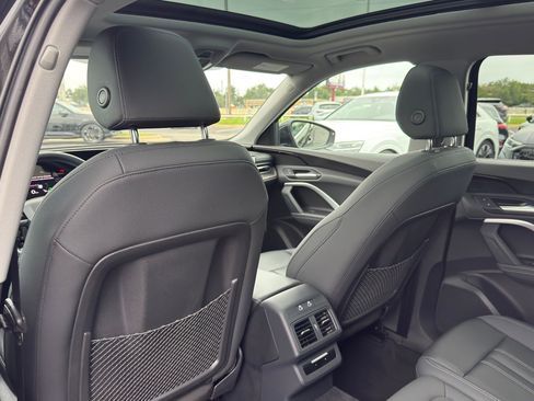 Certified 2025 Audi Q5 Premium w/ Convenience Package AWD/4WD image 21
