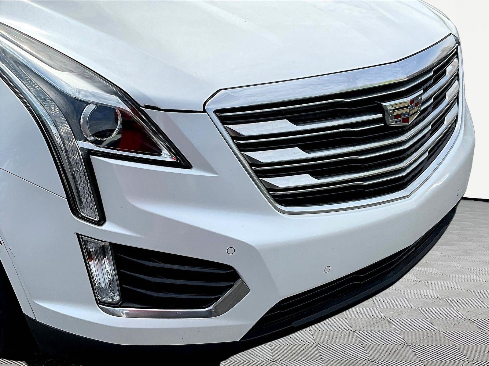 Used 2018 Cadillac XT5 Luxury FWD image 33