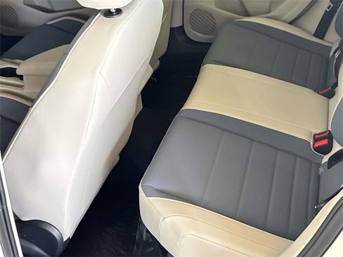 New 2025 Volkswagen Jetta SE image 29