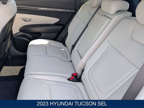 Certified 2023 Hyundai Tucson SEL w/ Convenience Package AWD/4WD image 17