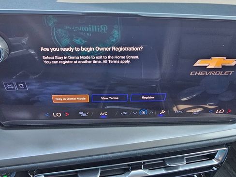 New 2026 Chevrolet Traverse LT w/ Enhanced Driving Package FWD image 30