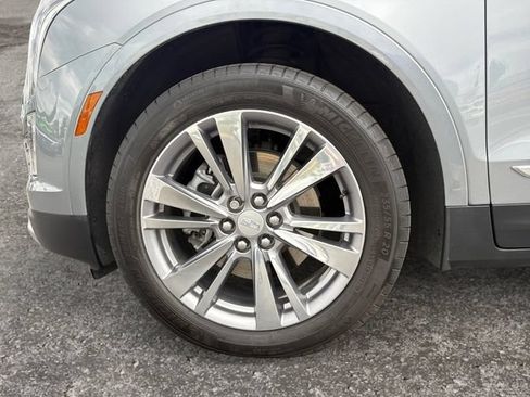 Certified 2024 Cadillac XT5 Premium Luxury w/ LPO, Floor Liner Package AWD/4WD image 14