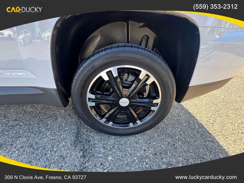 Used 2017 GMC Terrain SLE w/ Nightfall Package image 26