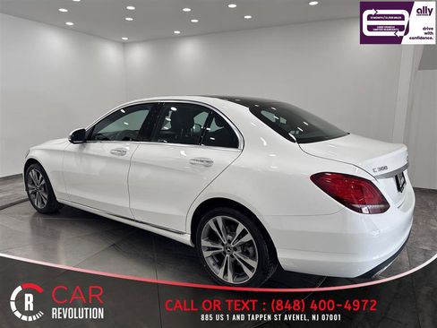 Used 2019 Mercedes-Benz C 300 4MATIC Sedan w/ Premium Package image 5