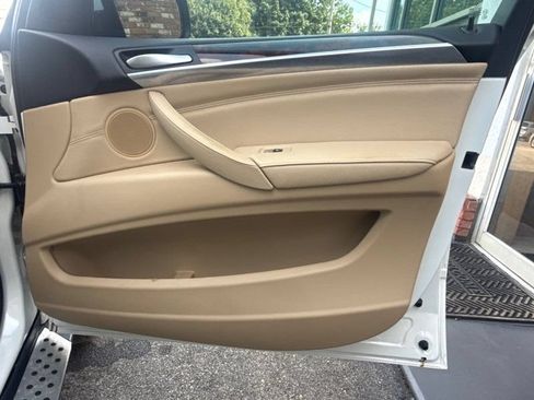 Used 2011 BMW X5 xDrive35d AWD/4WD image 15