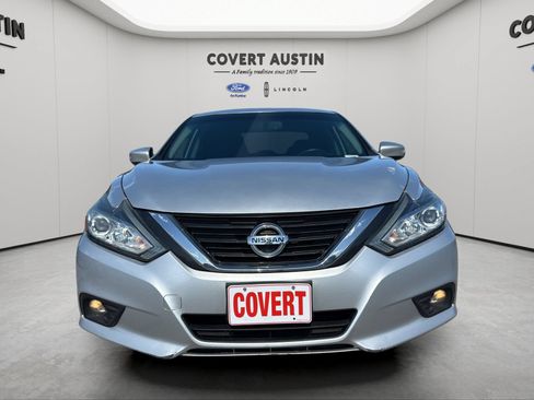 Used 2017 Nissan Altima 2.5 SL FWD image 1