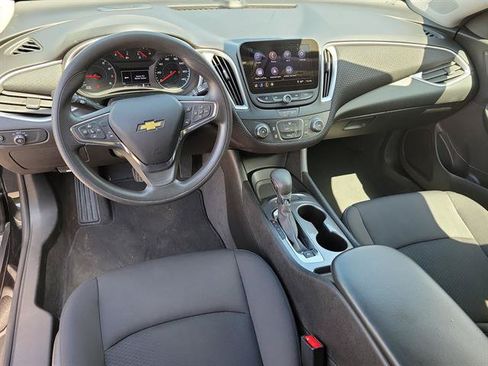 Used 2023 Chevrolet Malibu LS FWD image 9