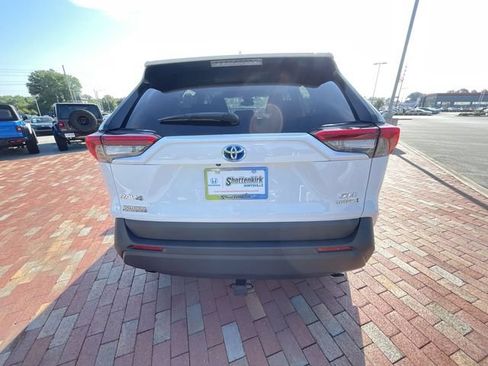 Used 2024 Toyota RAV4 XLE w/ Convenience Package AWD/4WD image 33