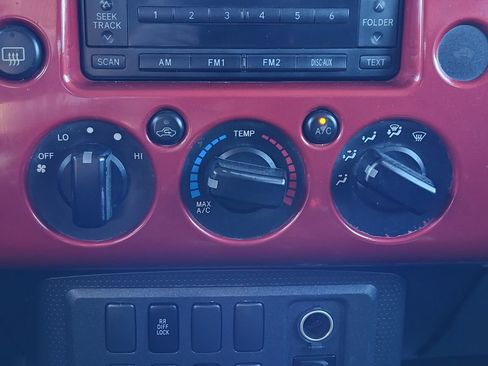 Used 2007 Toyota FJ Cruiser 4WD image 30