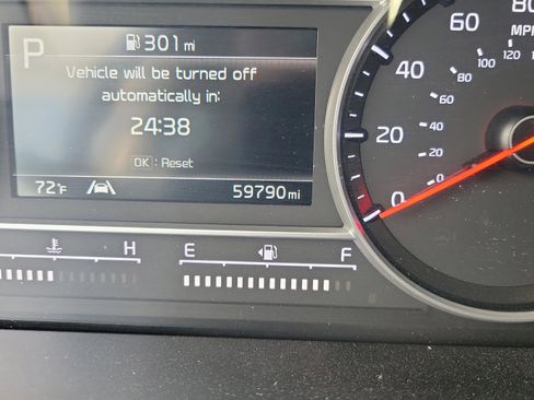 Used 2022 Kia Sorento S image 24