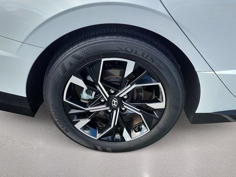 Used 2025 Hyundai Sonata SEL FWD image 7