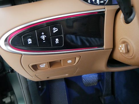 Certified 2023 Genesis GV70 2.5T w/ Advanced Package image 26