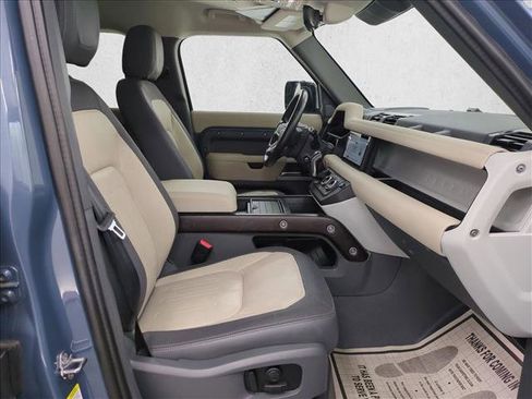 Used 2022 Land Rover Defender 110 X-Dynamic SE image 25