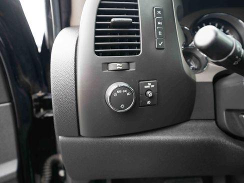 Used 2011 GMC Sierra 1500 SLE w/ Power Tech Package AWD/4WD image 11