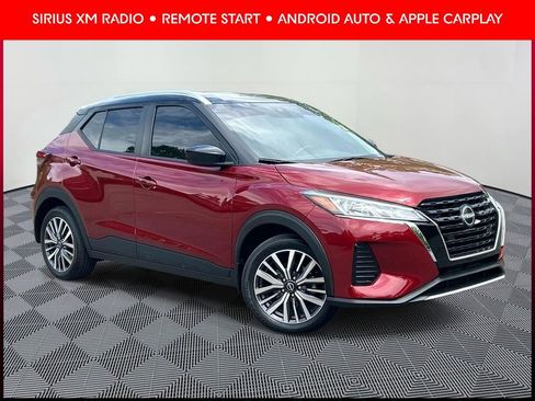 Certified 2024 Nissan Kicks SV image 1