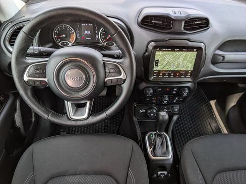 Used 2023 Jeep Renegade Latitude w/ Premium Group AWD/4WD image 18