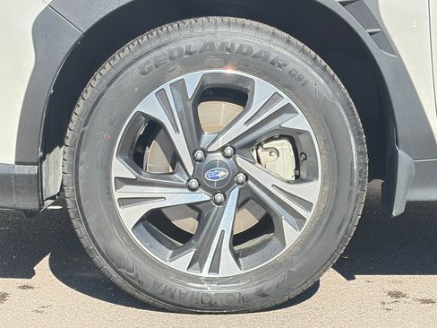 Used 2024 Subaru Crosstrek 2.0i Premium AWD/4WD image 11