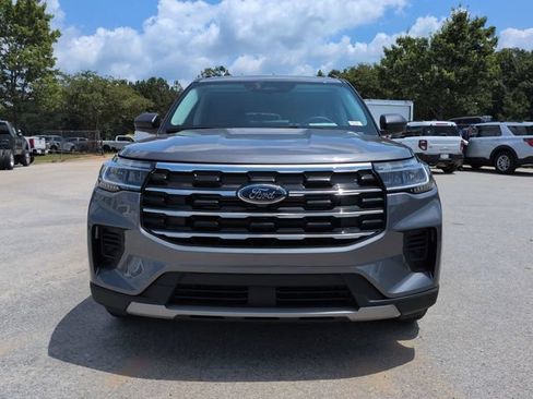New 2026 Ford Explorer Active RWD image 8