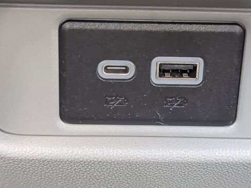 Certified 2022 Cadillac XT6 Premium Luxury w/ Technology Package image 6