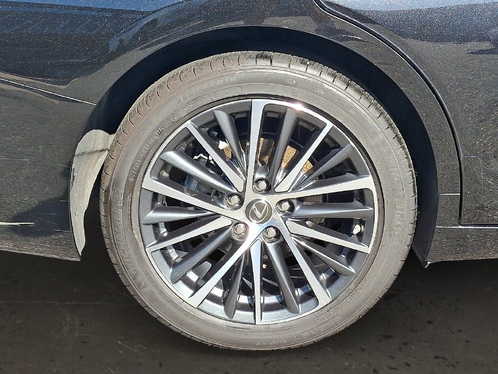 Certified 2025 Lexus ES 300h w/ Premium Package FWD image 10