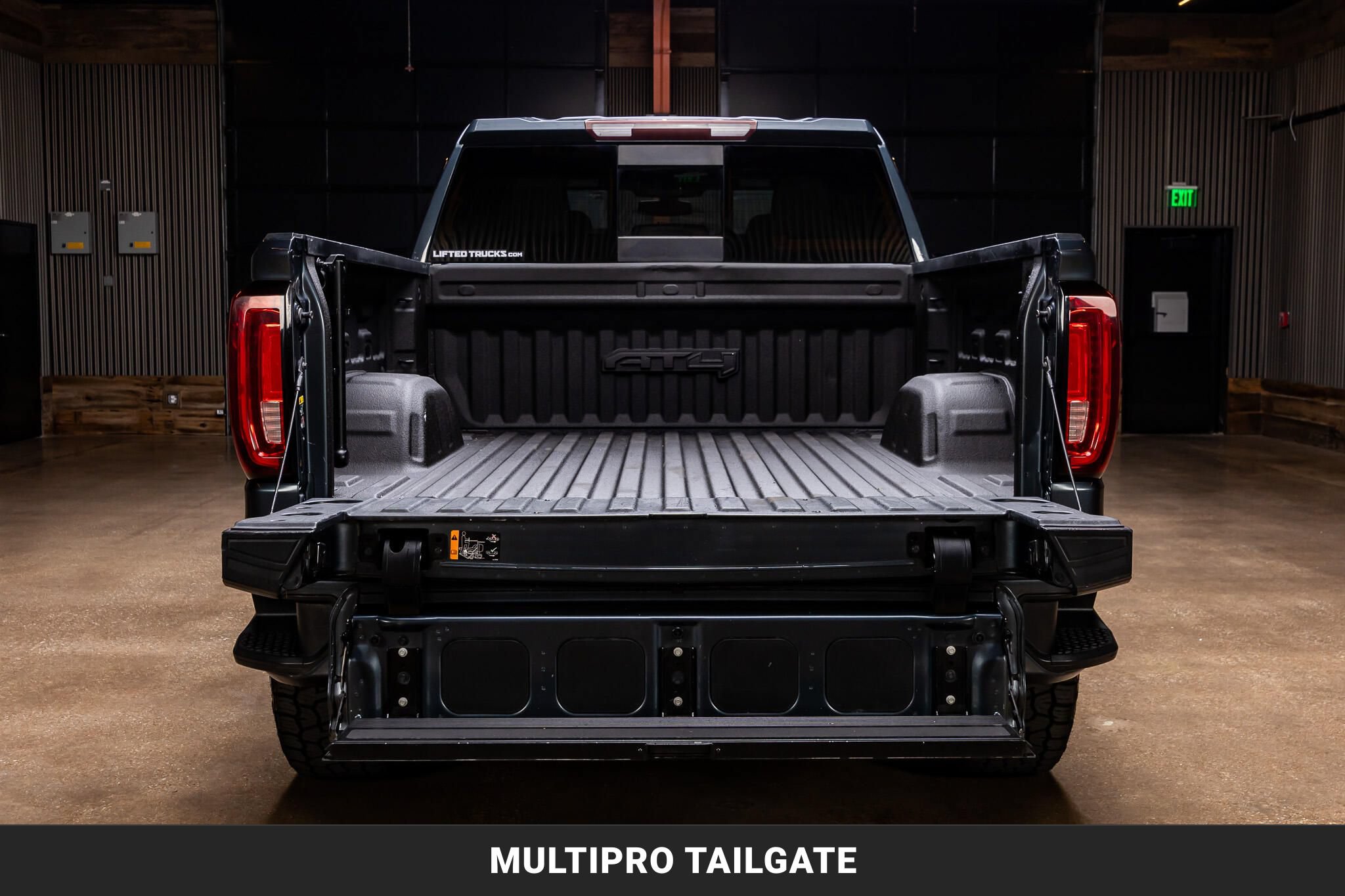 Used 2020 GMC Sierra 1500 AT4 w/ AT4 Premium Package AWD/4WD image 8