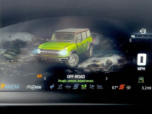 New 2026 Ford Bronco Badlands AWD/4WD image 28