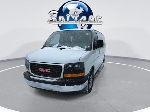 Used 2023 GMC Savana 2500 w/ Driver Convenience Package image 4