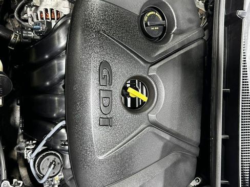 Used 2014 Hyundai Elantra GT FWD image 35