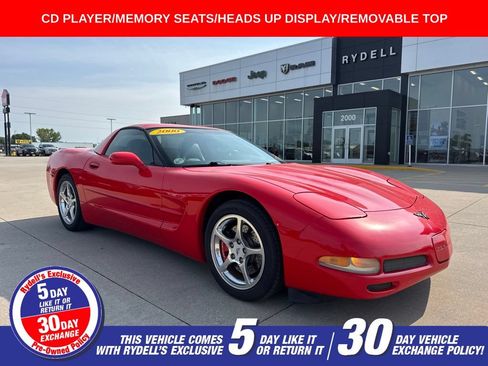 Used 2000 Chevrolet Corvette Coupe w/ Memory Pkg RWD image 1