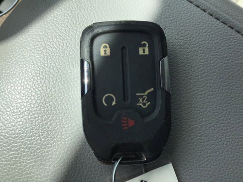 Used 2019 GMC Acadia SLE AWD/4WD image 16