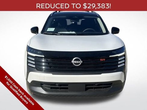 New 2026 Nissan Kicks SR w/ Cold Weather Package AWD/4WD image 6