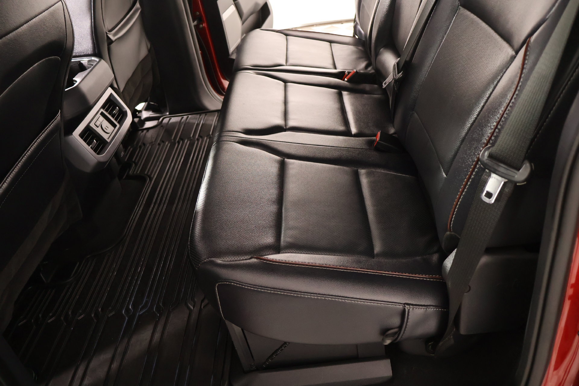 Used 2024 Ford F250 Lariat w/ Lariat Ultimate Package AWD/4WD image 13