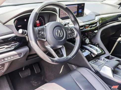 Used 2023 Acura MDX SH-AWD w/ Technology Package image 10
