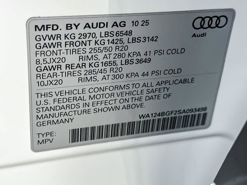 New 2025 Audi Q6 e-tron Premium Plus image 27