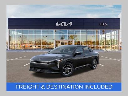 New 2026 Kia K4 LXS