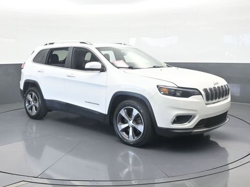 Used 2019 Jeep Cherokee Limited image 8