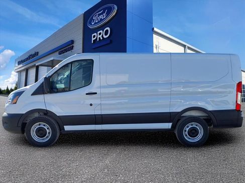New 2026 Ford Transit 150 Low Roof RWD image 17