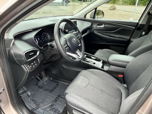 Used 2019 Hyundai Santa Fe SE AWD/4WD image 9