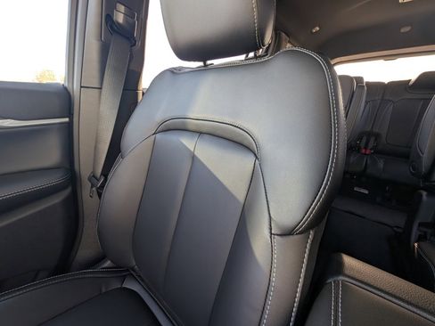 New 2025 Jeep Grand Cherokee L Limited image 12