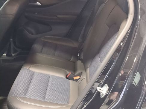 Used 2024 Buick Envista Preferred w/ Convenience I Package FWD image 19