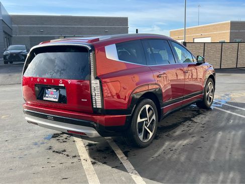 New 2026 Hyundai Ioniq 9 Limited image 8